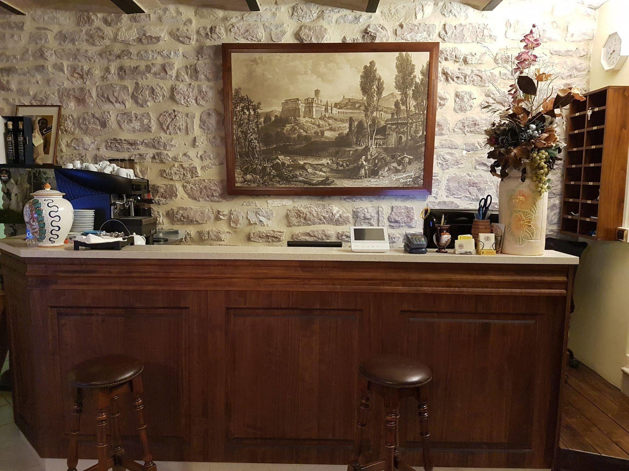 Hotel Ponte San Vittorino Assisi Eksteriør bilde